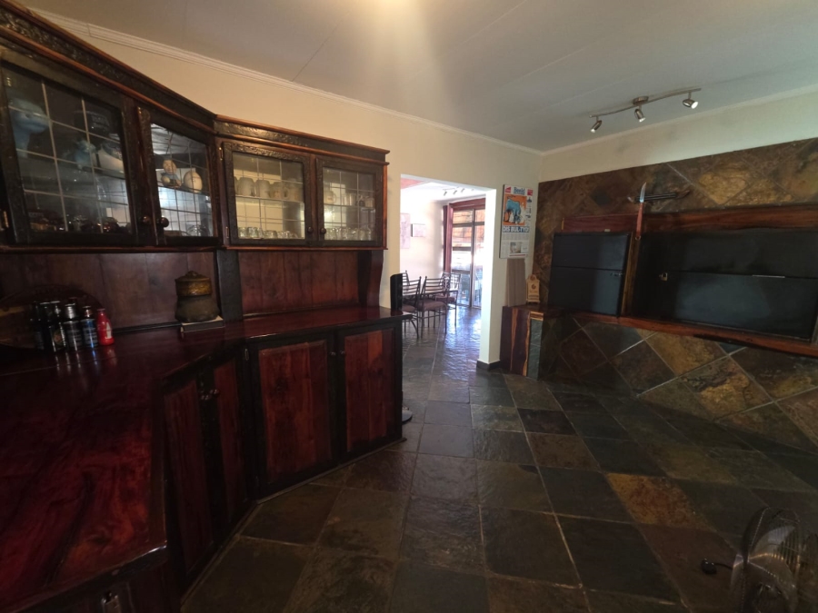 4 Bedroom Property for Sale in Lindequesdrif North West